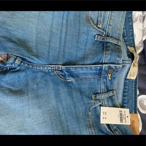 Holister super skinny jeans *brand new*